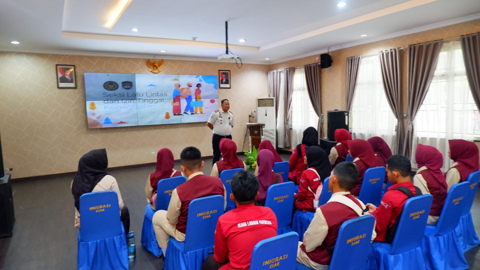 kunjungan smk1